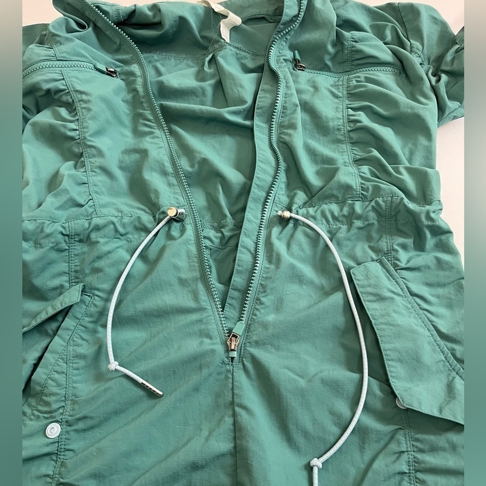 Fabletics Cinch Jacket Size Large Green - Picture 3 of 7